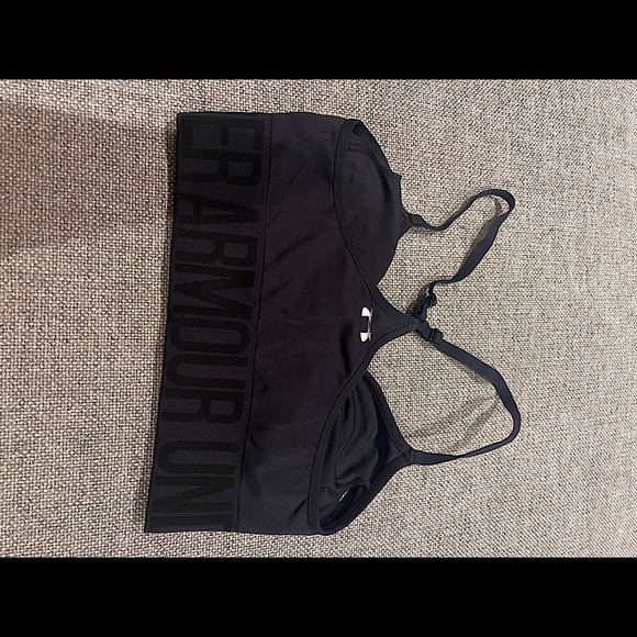 Under armour seamless sports bra and capri legging set size XS - Picture 3 of 10